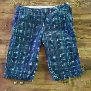 Plaid cordaroy capris